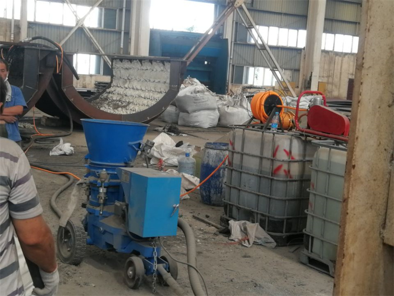 Refractory Spray Machine